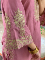 .Sequence Embroidered Cotton 2pcs